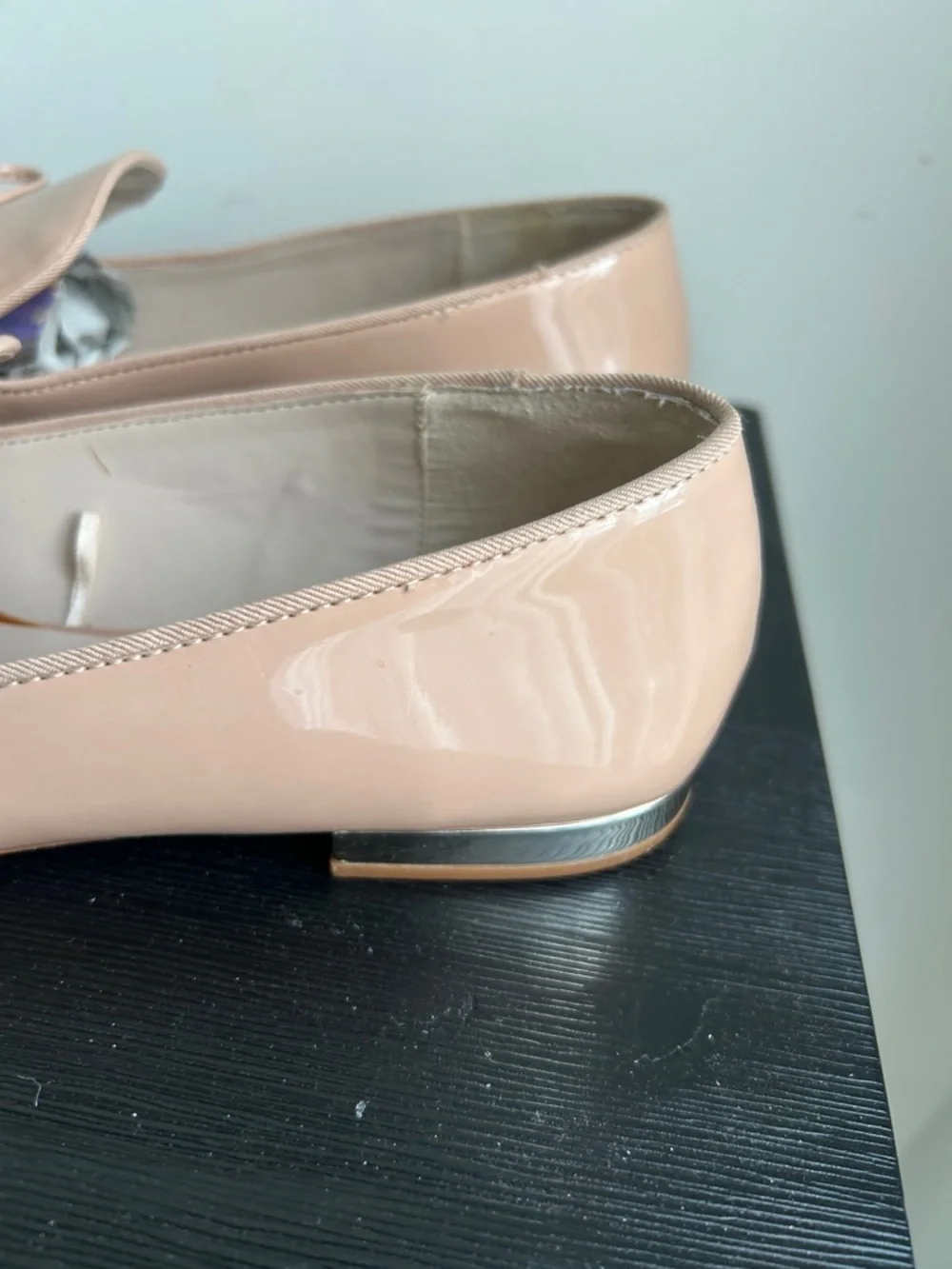 Zara Basic Nude Flats Gold Accent Heel Bow Size 38 - Picture 6 of 16
